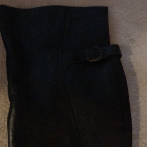 Black slightly over knee black dress boot in GUC UK 39, US 7 1/2 vent for x room - Picture 2 of 7
